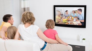 Beberapa Pengaruh Menonton TV Dalam Kehidupan